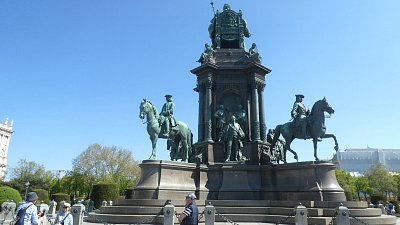 Pomník Marie Terezie