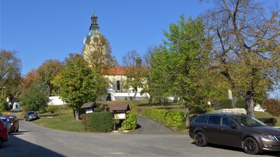 Pohled od návsi