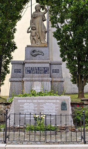 pamatnik-obetem-i.-sv.-valky.jpg