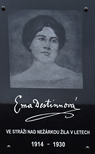 pametni-deska-na-divadle.jpg