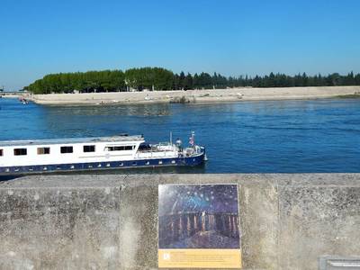 Rhona v Arles