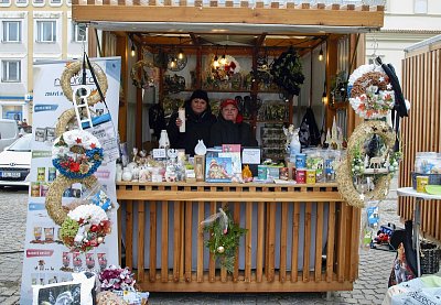 Předvánoční pomoc pro opuštěné * (nesoutěžní)