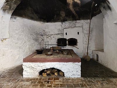 seeberg-cerna-kuchyne.jpg