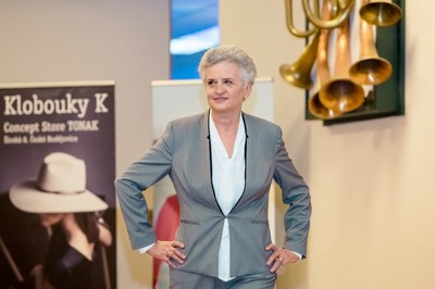 size4-150965437786-187-fotoface-100.jpg