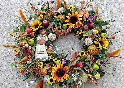 Věnec ozdobí vaše dveře. Můžete si jej sami vyrobit