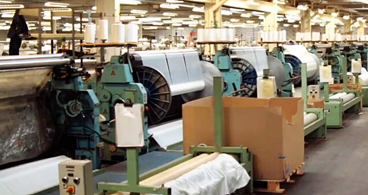 tkalcovské stavy v Crepe Weavers.jpg