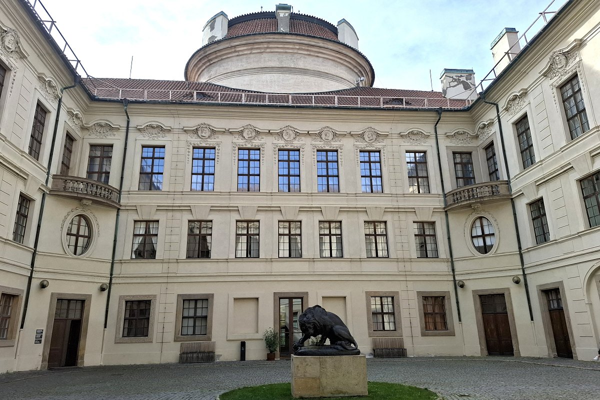 Staří mistři ve Šternberském paláci na Hradčanech